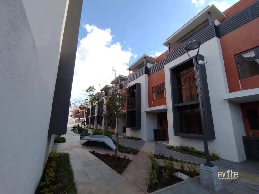 CONDADO NARANJO:   4 habitaciones, 3.5 baños, 2 parqueos Q9,500 — Casa en Alquiler en Condado Naranjo, Zona 4 Mixco, Guatemala, Ciudad — foto 5 de 6