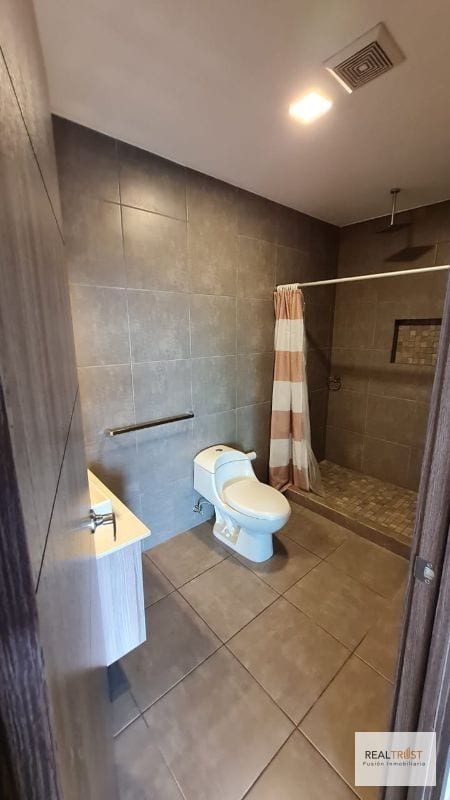 VENDO APARTAMENTO MARISCAL 180° ZONA11 — Apartamento en Venta en Zona 11, Guatemala, Ciudad — foto 11 de 15