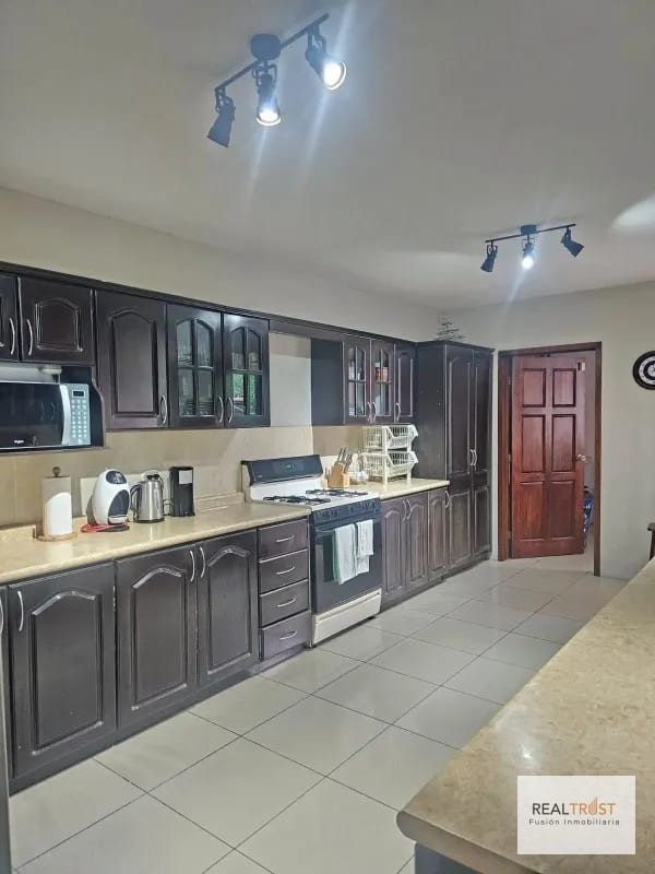 CASA EN VENTA KM 20.5 CAES RESIDENCIALES EL VALLE II — Casa en Venta en Carretera a El Salvador, Guatemala, Ciudad — foto 5 de 13
