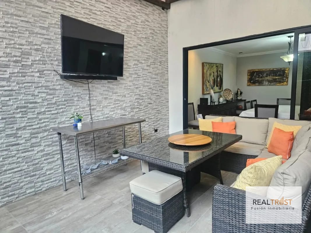 CASA EN VENTA KM 20.5 CAES RESIDENCIALES EL VALLE II — Casa en Venta en Carretera a El Salvador, Guatemala, Ciudad — foto 1 de 13