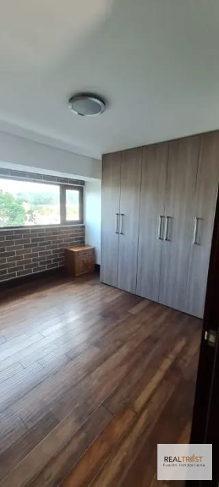 APARTAMENTO AMUEBLADO EN VENTA VIU CAYALÁ ZONA 16 — Apartamento en Venta en Zona 16, Guatemala, Ciudad — miniatura 11 de 16