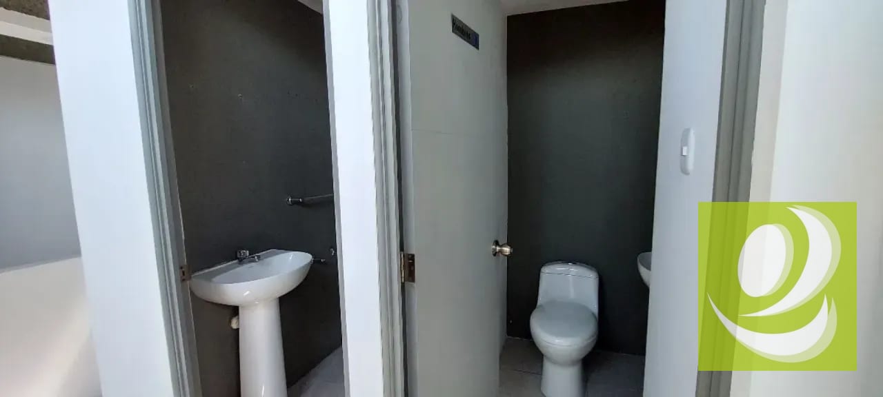 Oficina en Renta Plazuela España — Oficina en Alquiler en Plazuela, Zona 9, Guatemala, Ciudad — foto 9 de 10