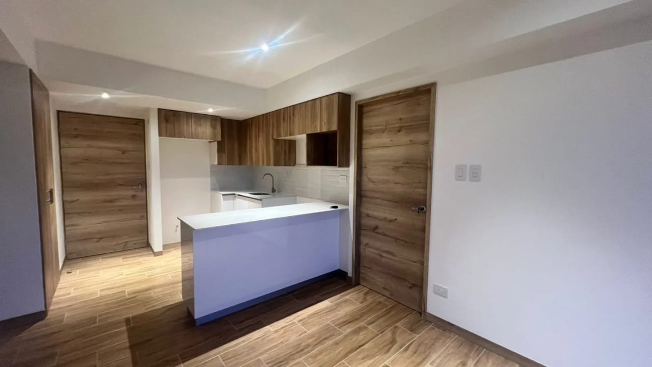 Apartamento en renta en Cendana, zona 9, Guatemala — Apartamento en Alquiler en Cendana, Zona 9, Guatemala, Ciudad — foto 10 de 10