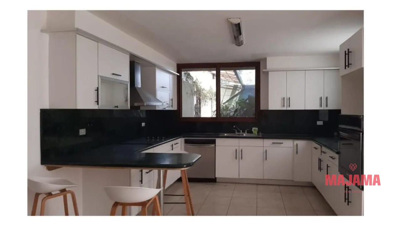 CASA EN VENTA ZONA 10, CODIGO 110_CV01 — Casa en Venta en Zona 10, Guatemala, Ciudad — foto 3 de 3