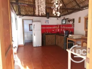 Terreno con 2 boungalows en Monterrico — Terreno en Venta en Monterrico, Santa Rosa — miniatura 4 de 7