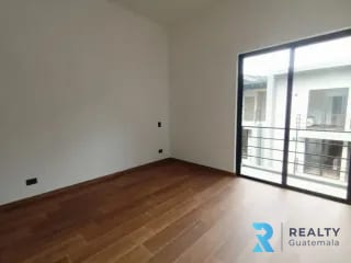 VENDO/RENTO CASA ZONA 16 PARA ESTRENAR!! — Casa en Venta en Zona 16, Guatemala, Ciudad — miniatura 10 de 14