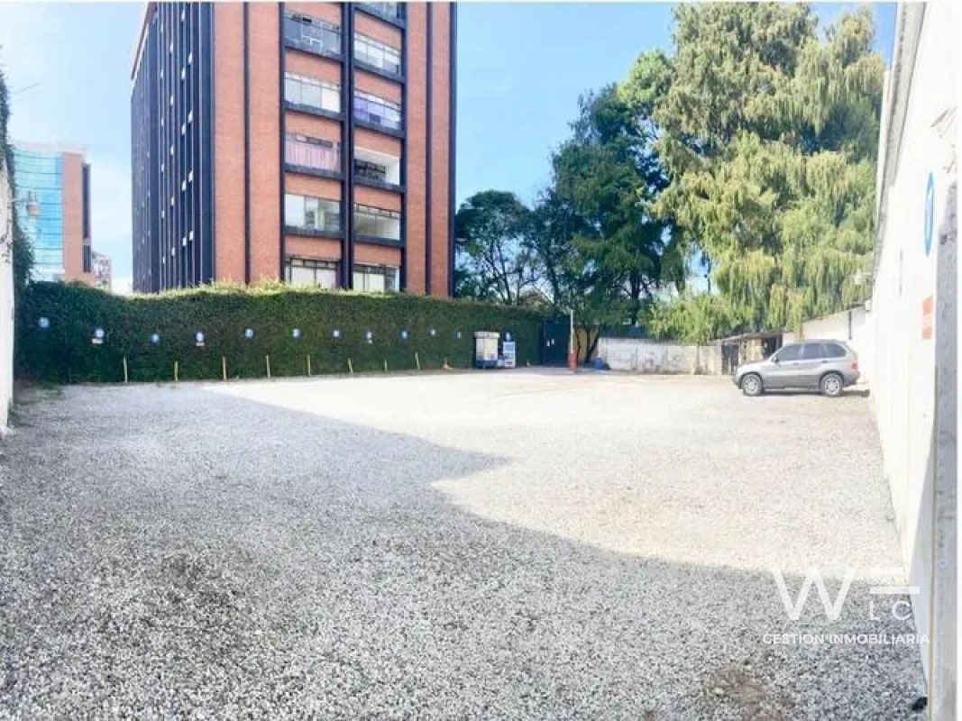 TERRENO EN VENTA ZONA 10 — Terreno en Venta en Zona 10, Guatemala, Ciudad — foto 2 de 3