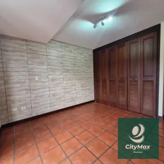 Casa en Venta en km 20.5 Carretera a Fraijanes — Casa en Venta en La Foresta, Carretera a El Salvador, Guatemala, Ciudad — miniatura 2 de 17