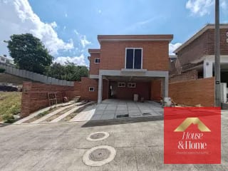 Venta de casa en Carretera a El Salvador — Casa en Venta en San José Pinula, Guatemala, Ciudad — miniatura 1 de 7