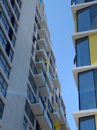 MODERNO APARTAMENTO EQUIPADO EN RENTA, EDIFICIO QUO — Apartamento en Alquiler en Zona 4, Guatemala, Ciudad — miniatura 12 de 14