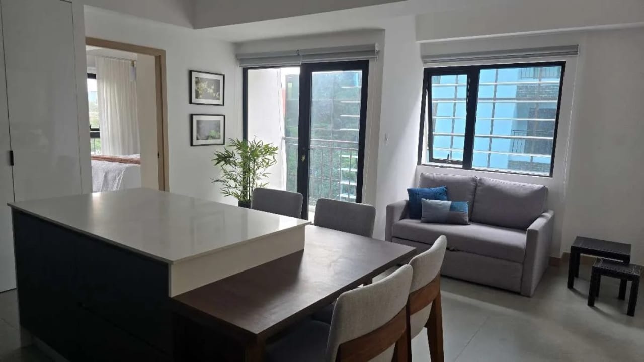 BONADIEZ, Z10. Apartamento amueblado y equipado en alquiler — Apartamento en Alquiler en Bonadiez, Zona 10, Guatemala, Ciudad — foto 7 de 13