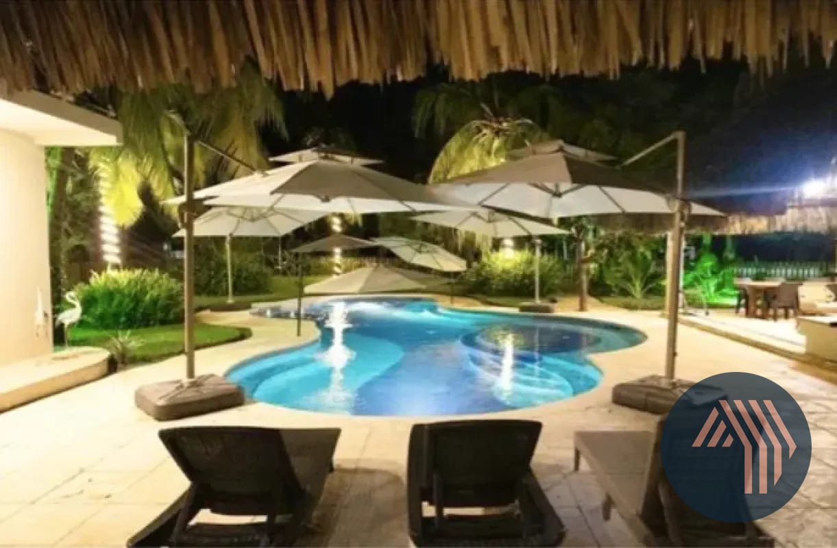 VENTA DE LINDA CASA DE PLAYA DENTRO DE CONDOMINIO - MONTERRICO — Casa vacacional en Venta en Monterrico, Santa Rosa — foto 1 de 16