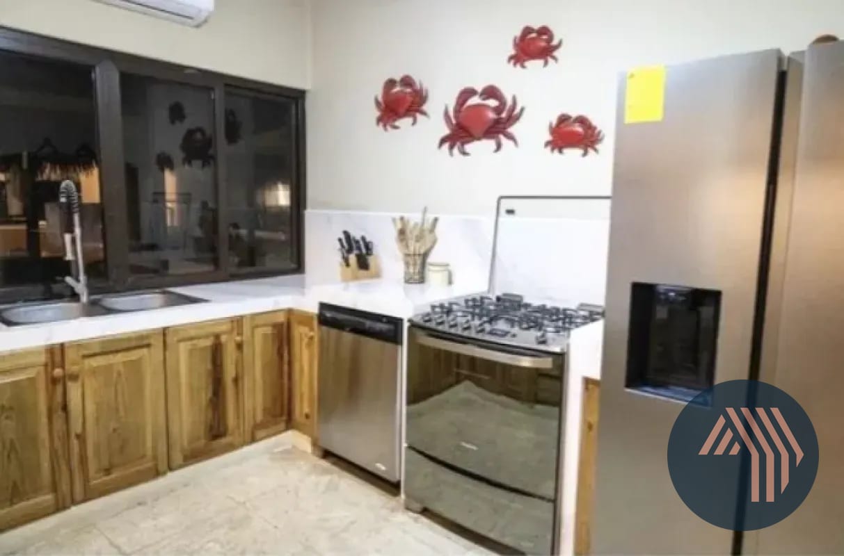 VENTA DE LINDA CASA DE PLAYA DENTRO DE CONDOMINIO - MONTERRICO — Casa vacacional en Venta en Monterrico, Santa Rosa — foto 9 de 16