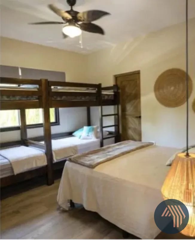 VENTA DE LINDA CASA DE PLAYA DENTRO DE CONDOMINIO - MONTERRICO — Casa vacacional en Venta en Monterrico, Santa Rosa — foto 5 de 16