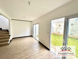 Casa en Bosques de Santa Elena Caes — Casa en Venta en Carretera a El Salvador, Guatemala, Ciudad — miniatura 1 de 9
