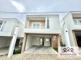 Casa en Bosques de Santa Elena Caes — Casa en Venta en Carretera a El Salvador, Guatemala, Ciudad — miniatura 7 de 9