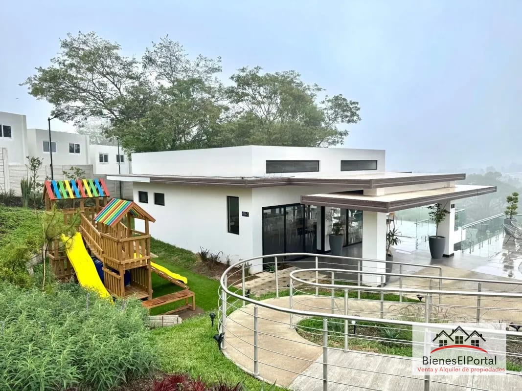 Casa en Bosques de Santa Elena Caes — Casa en Venta en Carretera a El Salvador, Guatemala, Ciudad — foto 2 de 9