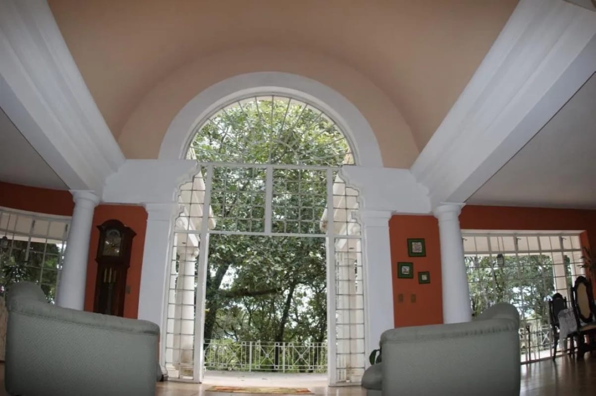 Casa en Venta - Tronco 2  EL ENCINAL Zona 7 Mixco — Casa en Venta en El Encinal, Zona 7 Mixco, Guatemala, Ciudad — foto 10 de 15