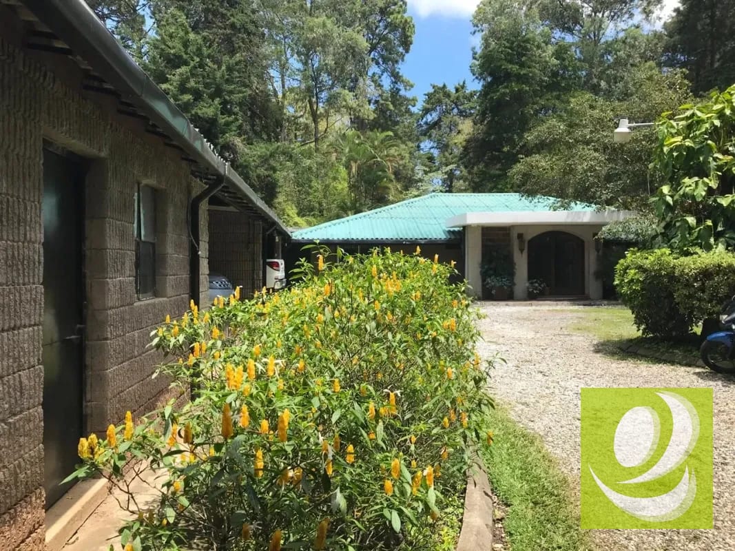 CASA EN VENTA, ZONA 16 CERCA EMBAJADA AMERICANA — Casa en Venta en Zona 16, Guatemala, Ciudad — foto 15 de 17