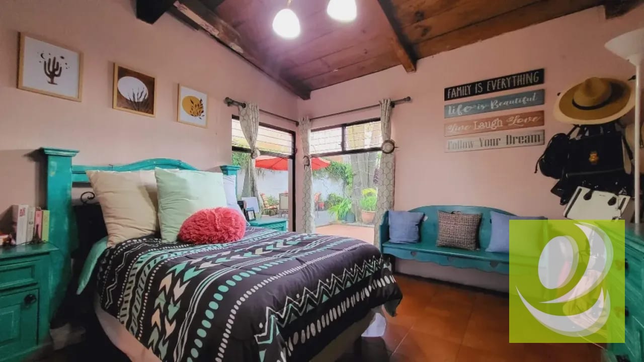CASA EN VENTA EN ZONA 2 MIXCO PUEDE SER PARA USO COMERCIAL — Casa en Venta en Zona 2 Mixco, Guatemala, Ciudad — foto 4 de 6