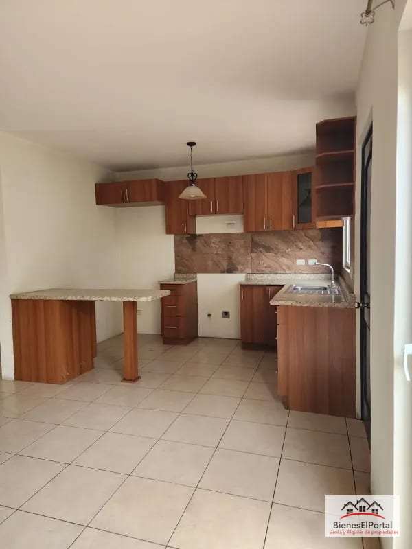 Casa en Vista al Valle San Cristóbal Mixco — Casa en Venta en Zona 8 Mixco, Guatemala, Ciudad — foto 4 de 7
