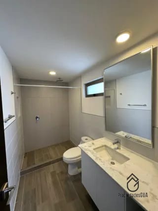 Apartamento en RENTA Segheria zona 14 — Apartamento en Alquiler en Segheria, Zona 14, Guatemala, Ciudad — miniatura 8 de 15