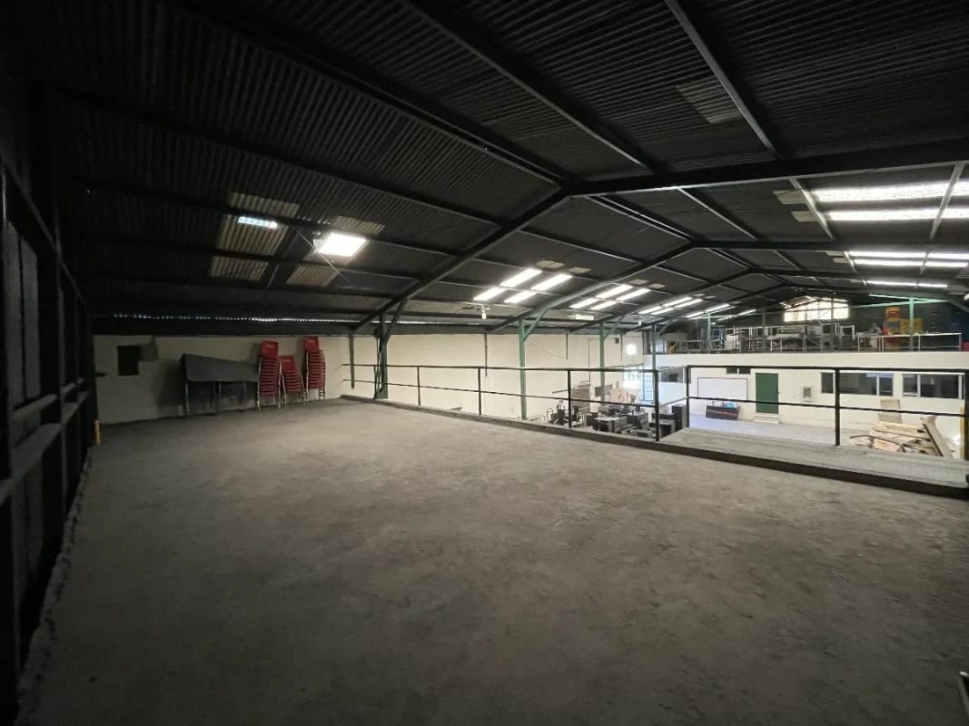 Bodega en alquiler | Villa Nueva | ¡Amplio espacio industrial con cuartos fríos y oficinas! — Bodega / Ofibodega en Alquiler en Villa Nueva, Guatemala, Ciudad — foto 1 de 11