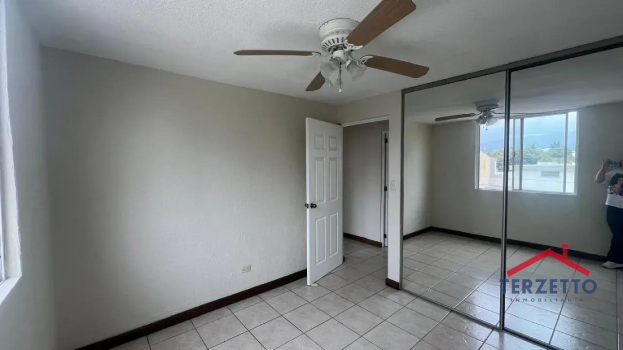 Apartamento Cañadas de Mariscal — Apartamento en Venta en Cañadas de Mariscal, Zona 11, Guatemala, Ciudad — foto 3 de 9