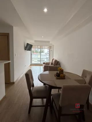 Lindo apartamento en renta en City Haus Zona 10 — Apartamento en Alquiler en City Haus, Zona 10, Guatemala, Ciudad — miniatura 1 de 15