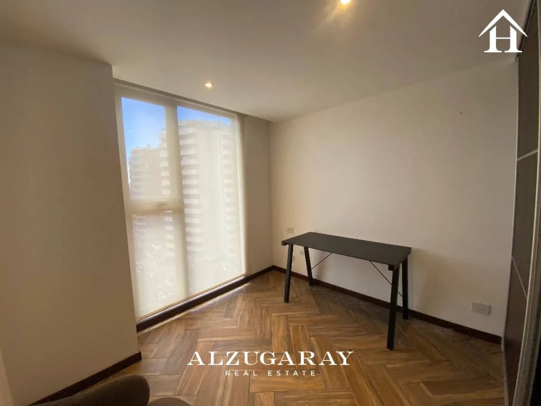 APTO AMUEBLADO P/ ESTRENAR - 3 HAB. / EDIFICIO NAORI ZONA 10 — Apartamento en Venta en Naori, Zona 10, Guatemala, Ciudad — foto 8 de 15