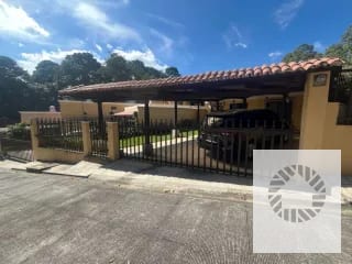 VENDO CASA EN CONDOMINIO LA HACIENDA, SAN LUCAS SACATEPEQUEZ — Casa en Venta en San Lucas Sacatepéquez, Sacatepéquez — miniatura 5 de 12