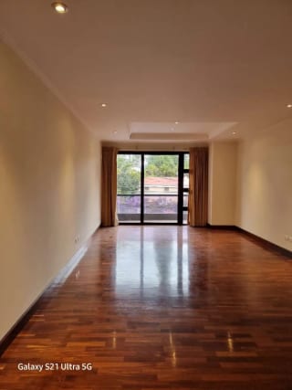 Altos de Santa Clara, Z. 10 Apartamento en renta — Apartamento en Alquiler en Altos de Santa Clara, Zona 10, Guatemala, Ciudad — miniatura 1 de 12