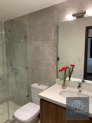 Lindo apartamento en renta y venta edificio Casa Clara, zona 10 — Apartamento en Venta en Zona 10, Guatemala, Ciudad — miniatura 3 de 11