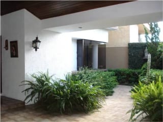 Zona 10 Casa en venta — Casa en Venta en El Prado, Zona 10, Guatemala, Ciudad — miniatura 1 de 6
