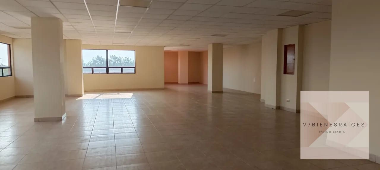 Amplias Oficinas en Renta — Oficina en Alquiler en Zona 13, Guatemala, Ciudad — foto 3 de 6