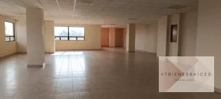 AMPLIAS OFICINAS EN RENTA — Oficina en Alquiler en Zona 13, Guatemala, Ciudad — miniatura 2 de 6