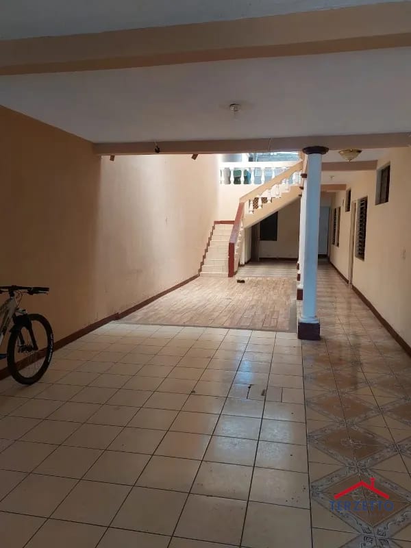 Casa con uso comercial Z16 — Casa en Venta en Zona 16, Guatemala, Ciudad — foto 1 de 8