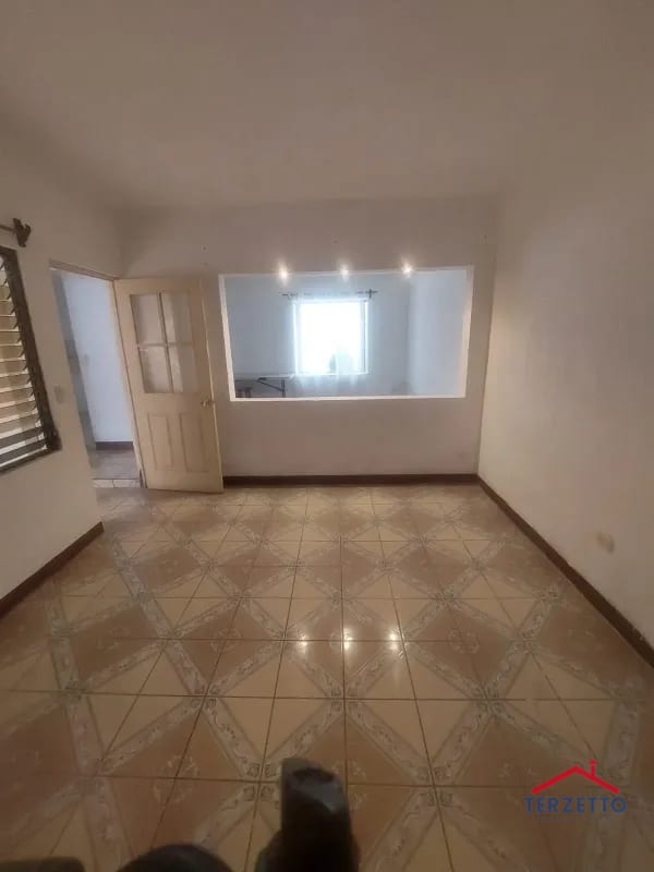 Casa con uso comercial Z16 — Casa en Venta en Zona 16, Guatemala, Ciudad — foto 4 de 8