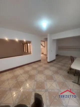 Casa con uso comercial Z16 — Casa en Venta en Zona 16, Guatemala, Ciudad — miniatura 3 de 8