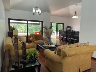 SE RENTA LINDA CASA EN UBICACIÓN PRIVILEGIADA - SAN RAFAEL 2 — Casa en Alquiler en San Rafael, Santa Catarina Pinula, Guatemala, Ciudad — miniatura 16 de 17
