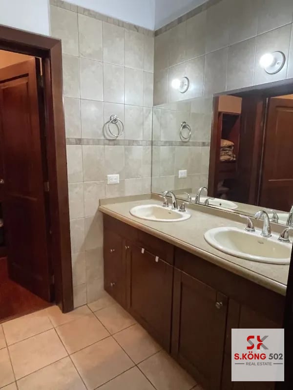 SE RENTA LINDA CASA EN UBICACIÓN PRIVILEGIADA - SAN RAFAEL 2 — Casa en Alquiler en San Rafael, Santa Catarina Pinula, Guatemala, Ciudad — foto 10 de 17