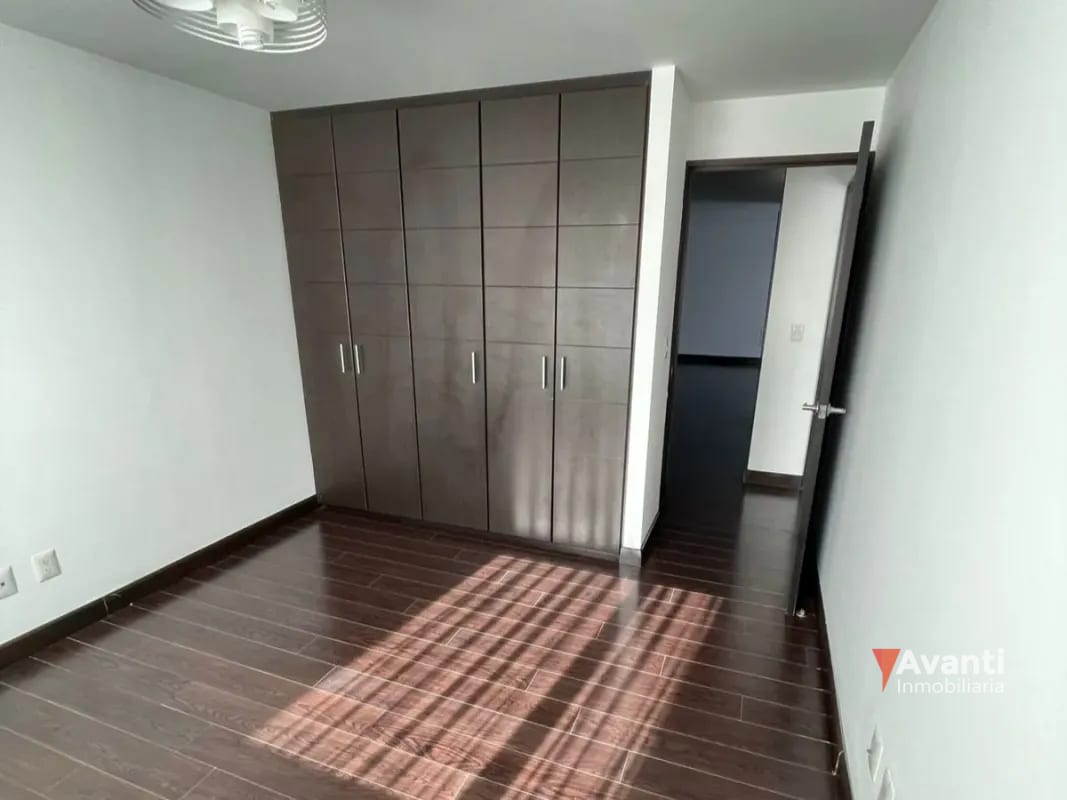 ALQUILER APARTAMENTO ZONA 14 - Miniatura 6