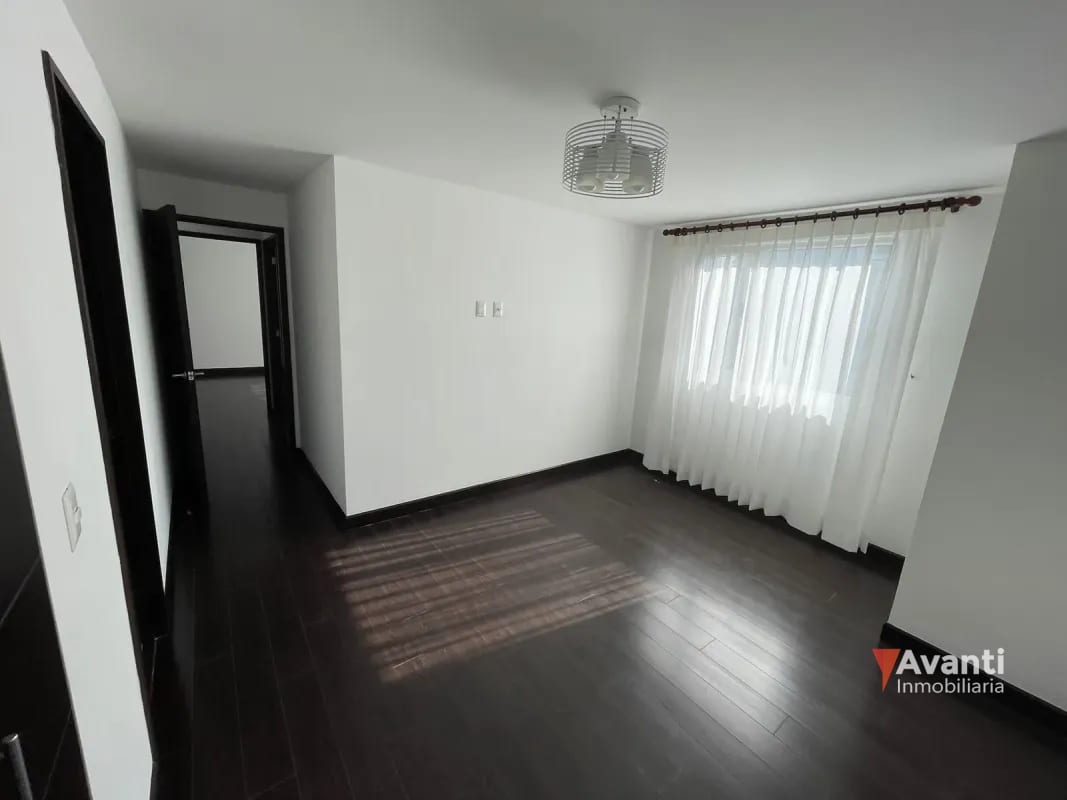 ALQUILER APARTAMENTO ZONA 14 - Miniatura 3