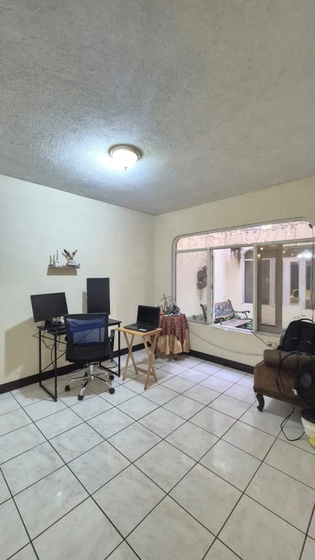 CASA EN VENTA DENTRO DE GARITA NUEVA MONTSERRAT ZONA 3 MIXCO — Casa en Venta en Zona 3 Mixco, Guatemala, Ciudad — foto 12 de 12