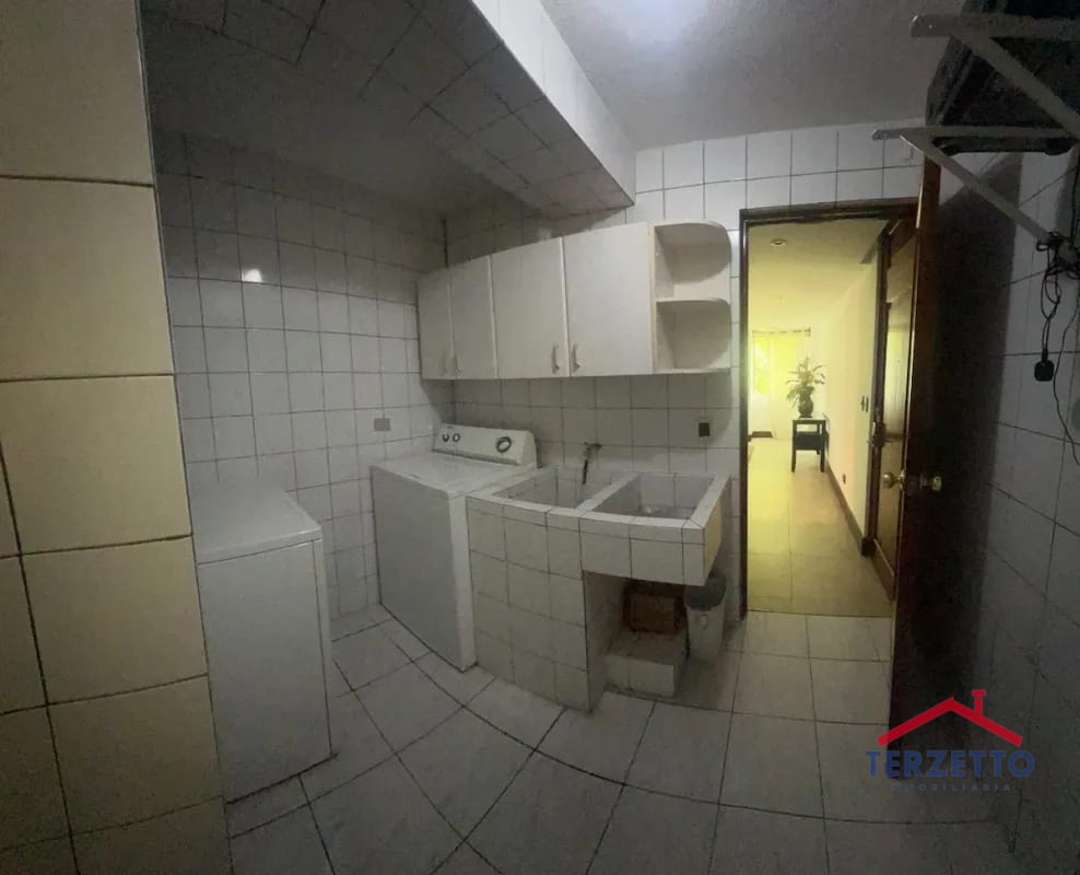 Apartamento Moradas del Acueducto — Apartamento en Venta en Zona 10, Guatemala, Ciudad — foto 3 de 10