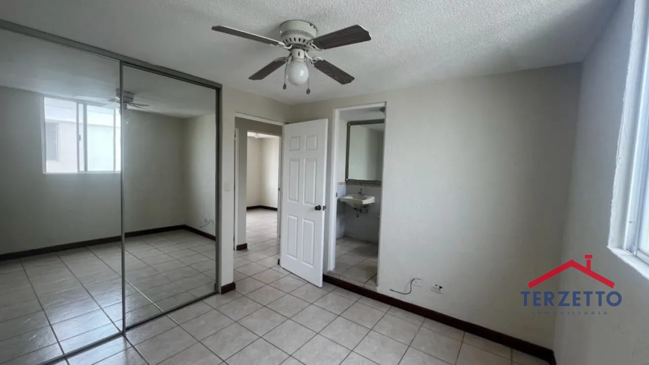 Apartamento Cañadas de Mariscal zona 11 — Apartamento en Venta en Cañadas de Mariscal, Zona 11, Guatemala, Ciudad — foto 5 de 8