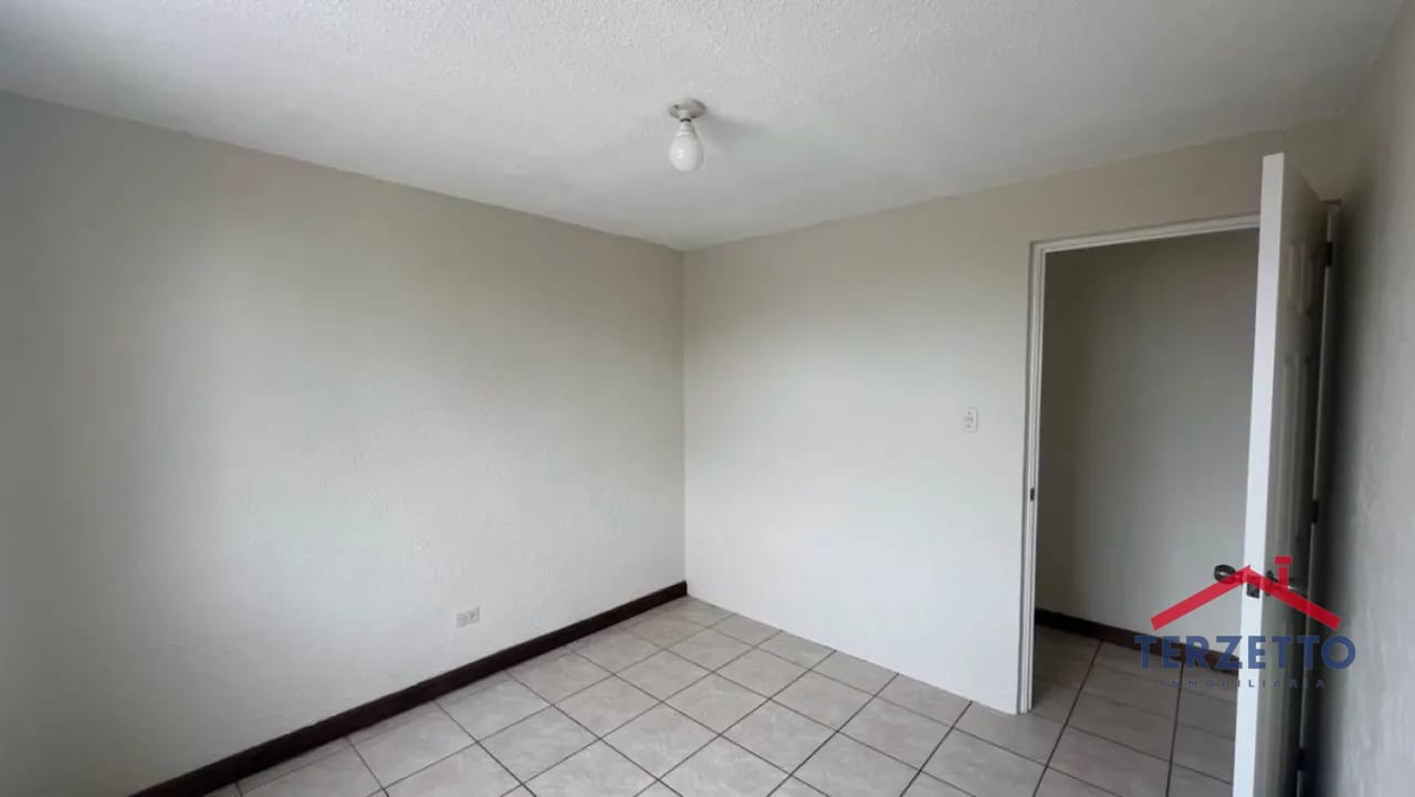 Apartamento Cañadas de Mariscal zona 11 — Apartamento en Venta en Cañadas de Mariscal, Zona 11, Guatemala, Ciudad — foto 3 de 8