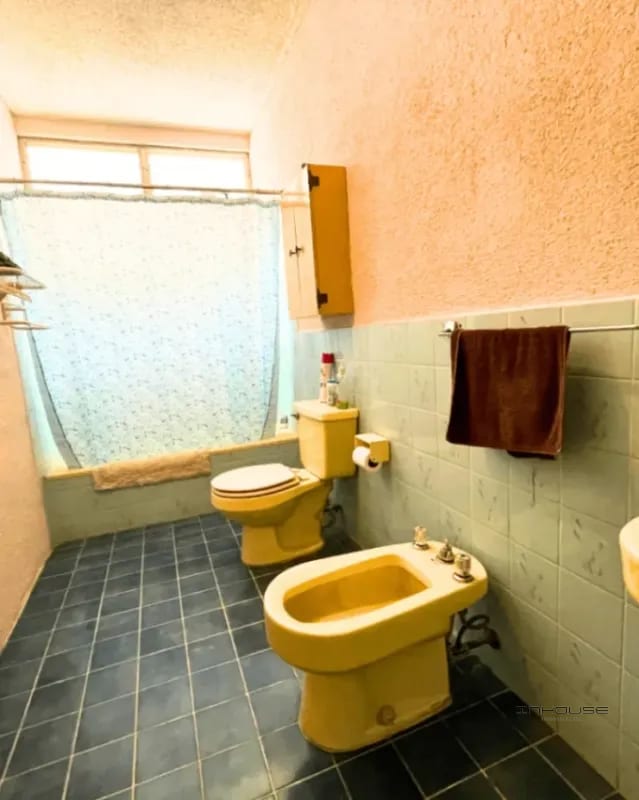 CASA EN VENTA EN SAN CRISTOBAL CON PISCINA SECTOR B7 — Casa en Venta en Zona 8 Mixco, Guatemala, Ciudad — foto 8 de 13