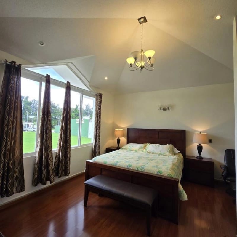 Casa en venta: Tu refugio perfecto con el diseño que mereces — Casa en Venta en Bosques de Villa Verde, Carretera a El Salvador, Guatemala, Ciudad — foto 6 de 7