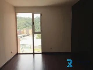VENDO Apartamento  Zona 16, Nueva Caledonia — Apartamento en Venta en Zona 16, Guatemala, Ciudad — miniatura 5 de 6